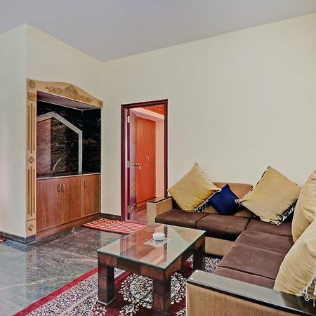 Hotel O Blooms Inn Bangalore Bagian luar foto