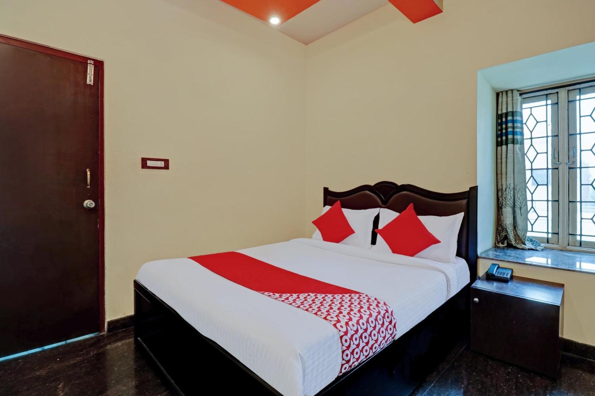 Hotel O Blooms Inn Bangalore Bagian luar foto