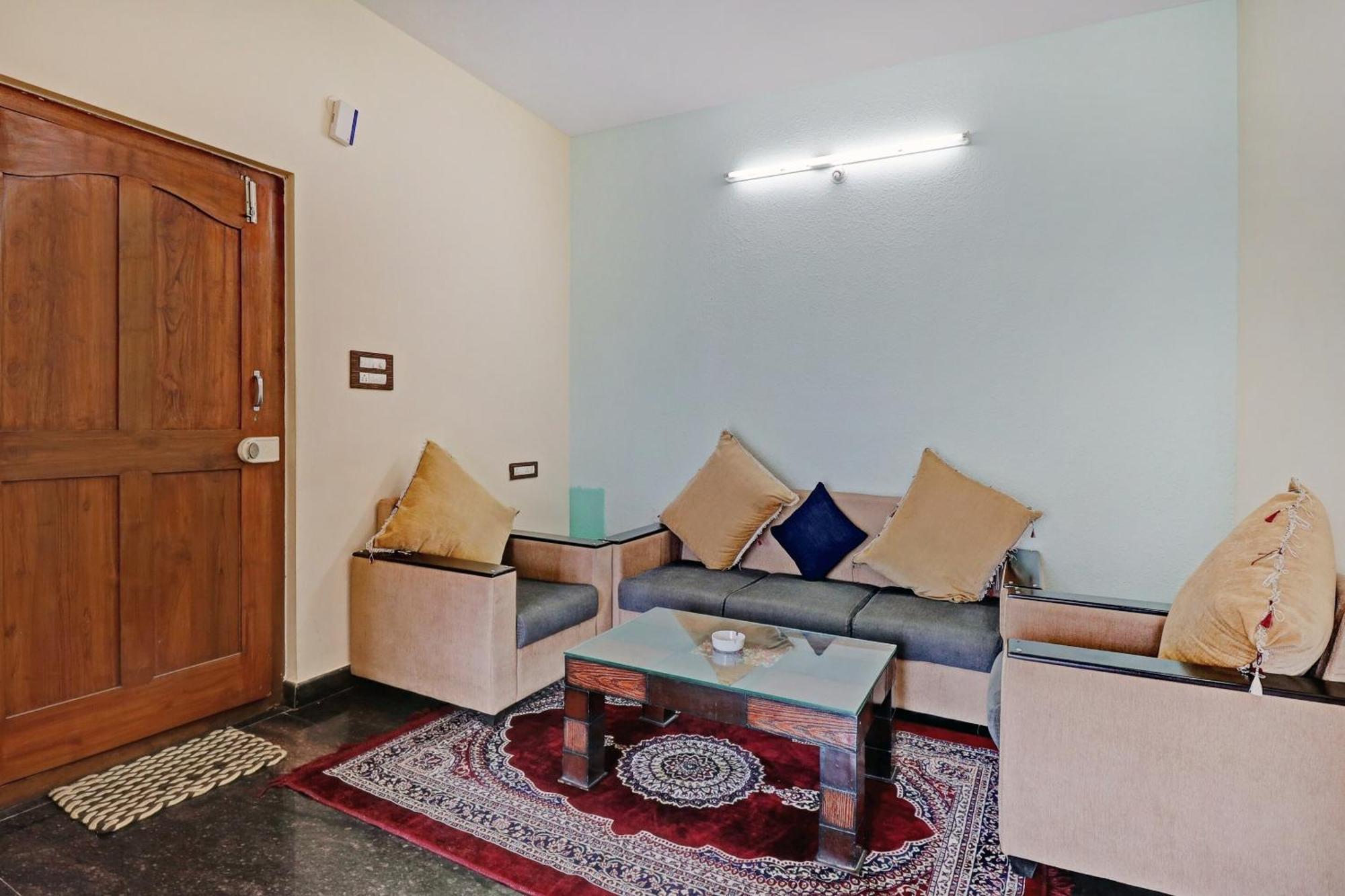 Hotel O Blooms Inn Bangalore Bagian luar foto