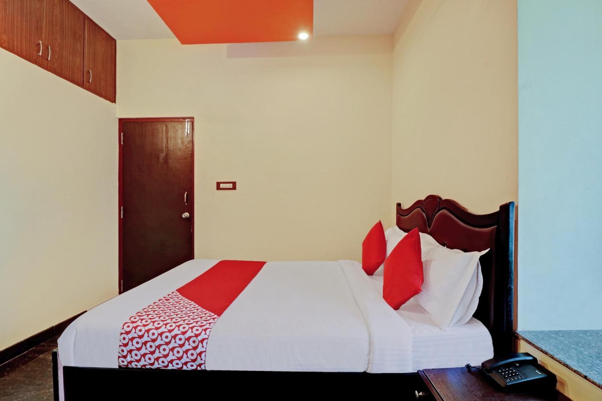 Hotel O Blooms Inn Bangalore Bagian luar foto